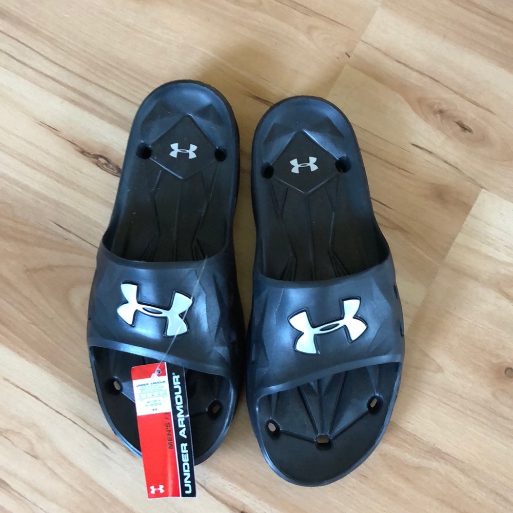 Under Armor NWT Sandals